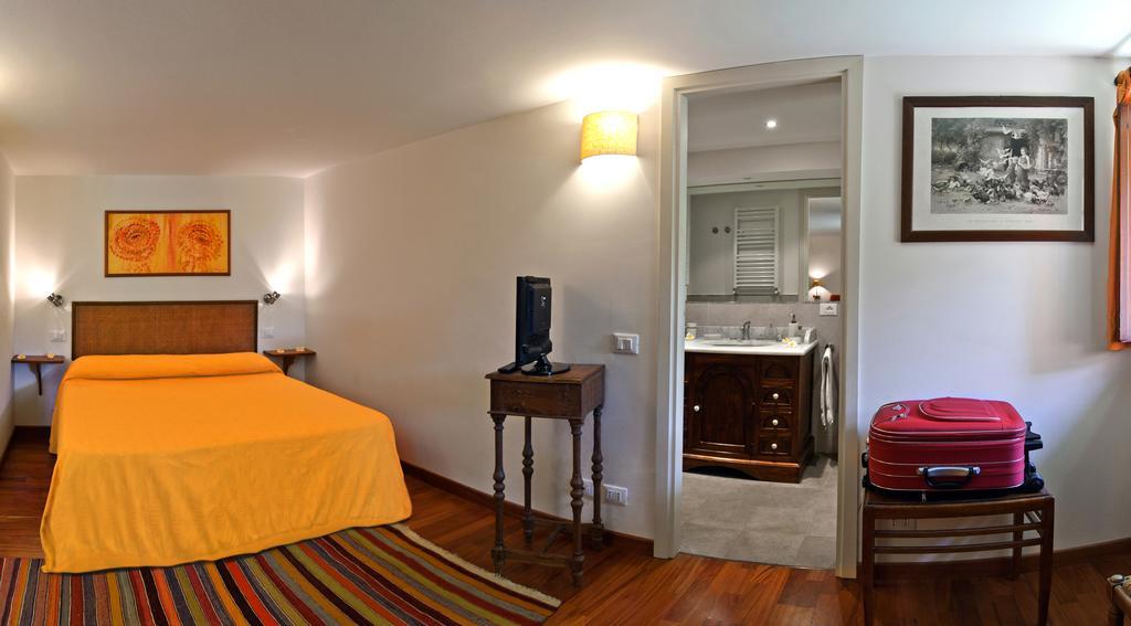 Il Glicine La Piana Dei Colli Bed & Breakfast Mondello Room photo